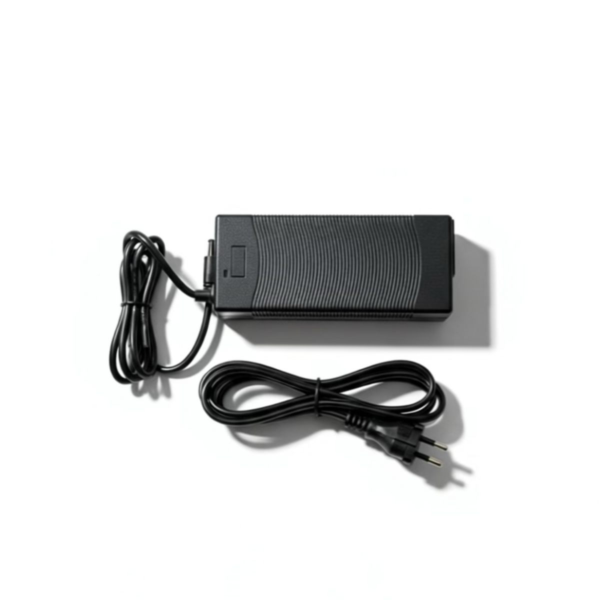 Chargeur de batterie 36V 4A noir pour vélo électrique gamme V1 
