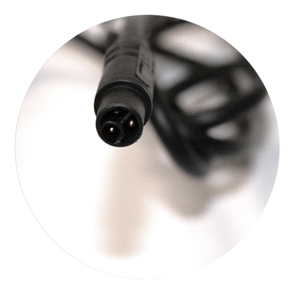 Chargeur de batterie mixte 36V 4A noir